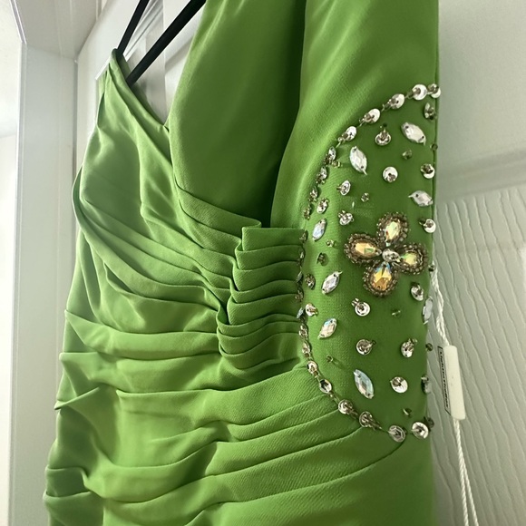 Clover Formal Dress - Picture 3 of 6